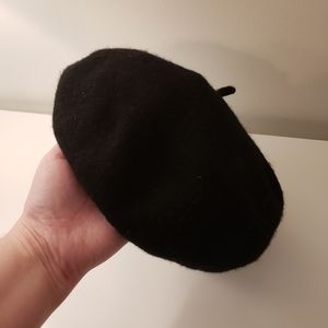Black beret hat